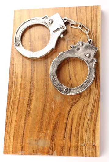 Kajdanki Na Desce Prezent Dla Policjanta Strażnika