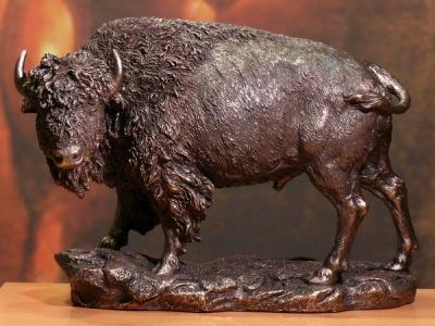 Żubr w brązie Veronese na prezent