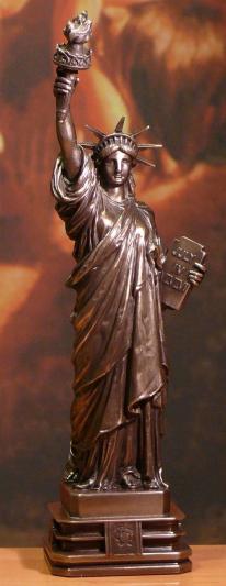 Statua Wolności prezent na szczęście