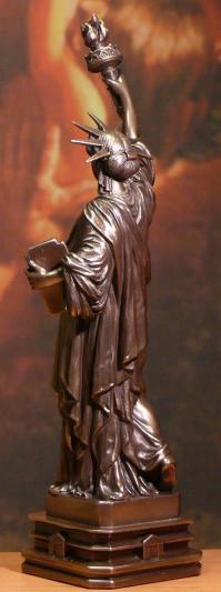 Statua Wolności prezent na szczęście