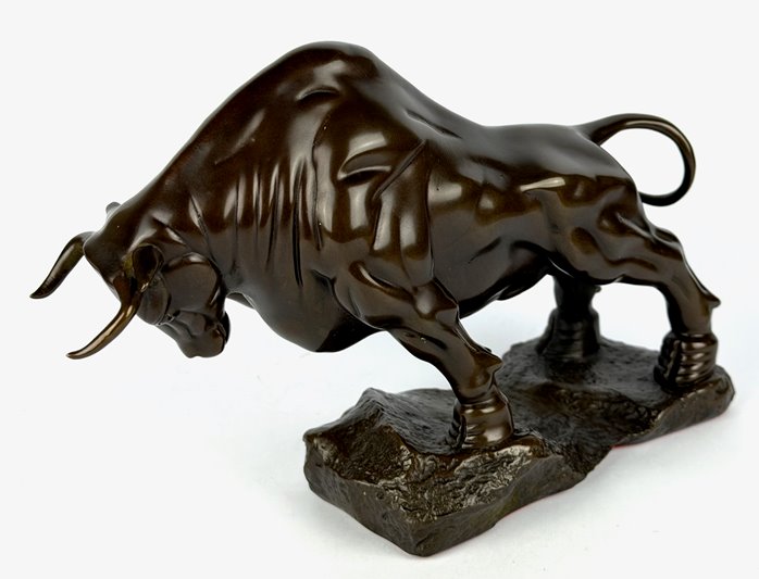 Statuetka Figurka Byk Byka prezent z okazji Awansu