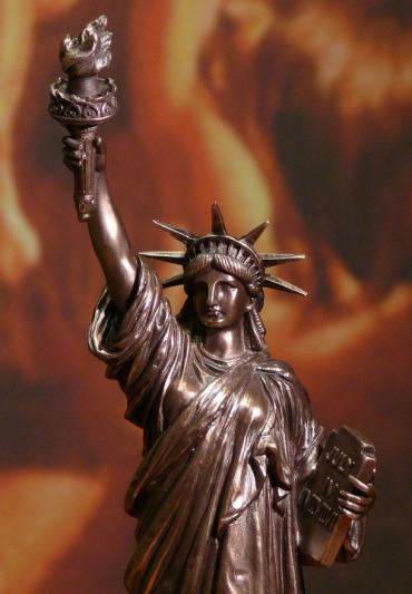 Statua Wolności prezent na szczęście