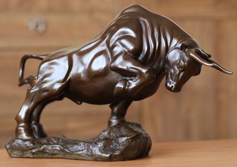 Statuetka Figurka Byk Byka prezent z okazji Awansu