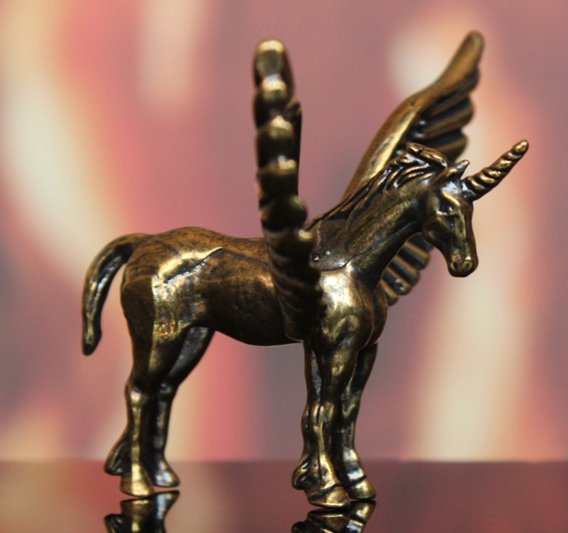 Mała figurka Jednorożec mosiężny na Prezent