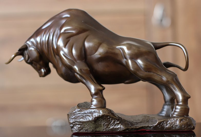 Statuetka Figurka Byk Byka prezent z okazji Awansu