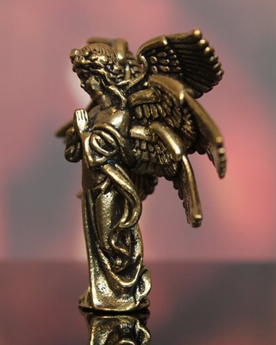 Mała figurka Anioł Aniołek mosiężny na Prezent