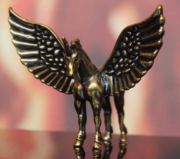 Mała figurka Jednorożec mosiężny na Prezent