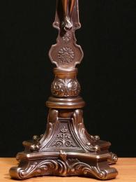 Stojący Krzyż postacią Jezusa