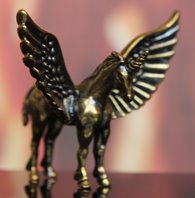 Mała figurka Jednorożec mosiężny na Prezent