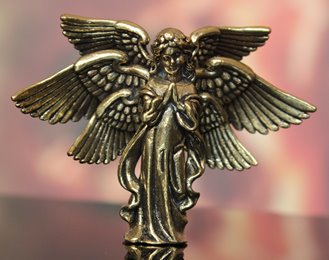 Mała figurka Anioł Aniołek mosiężny na Prezent