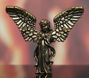 Mała figurka Anioł Aniołek mosiężny na Prezent