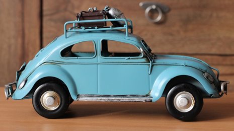 Metalowy model auto retro Garbus na Prezent