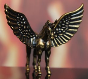 Mała figurka Jednorożec mosiężny na Prezent