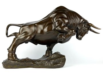 Statuetka Figurka Byk Byka prezent z okazji Awansu