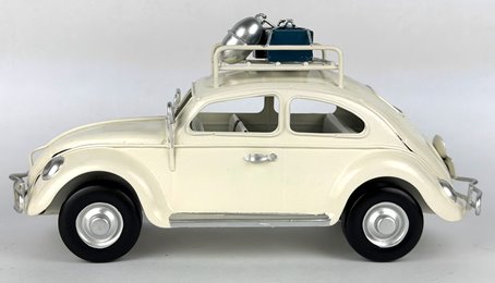 Metalowy model auto retro Garbus na Prezent Biały